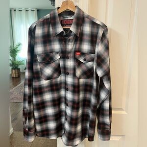 Dixxon Barrett Jackson flannel shirt for men, size M. Never worn.